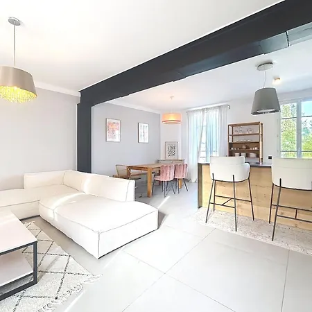 Maison Noble بيت للعطل