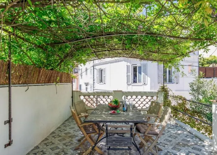 بيت للعطل Maison Noble كان