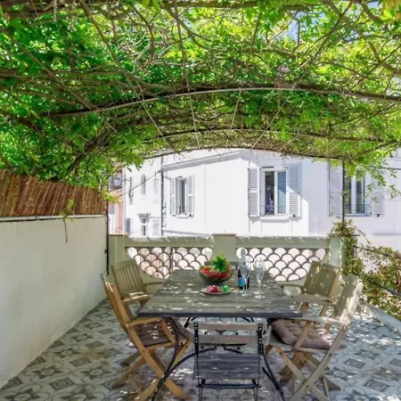 Semesterbostad Maison Noble Cannes