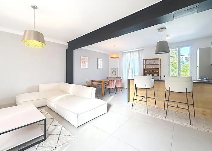 Maison Noble Semesterbostad