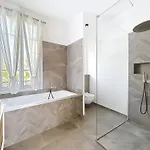 Maison Noble * קאן